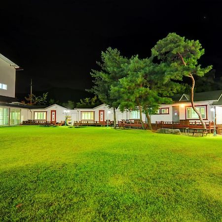 Sungbo Youth Hostel Mungyeong Exterior foto