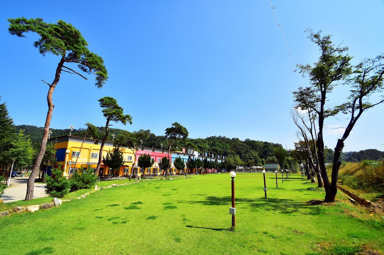 Sungbo Youth Hostel Mungyeong Exterior foto