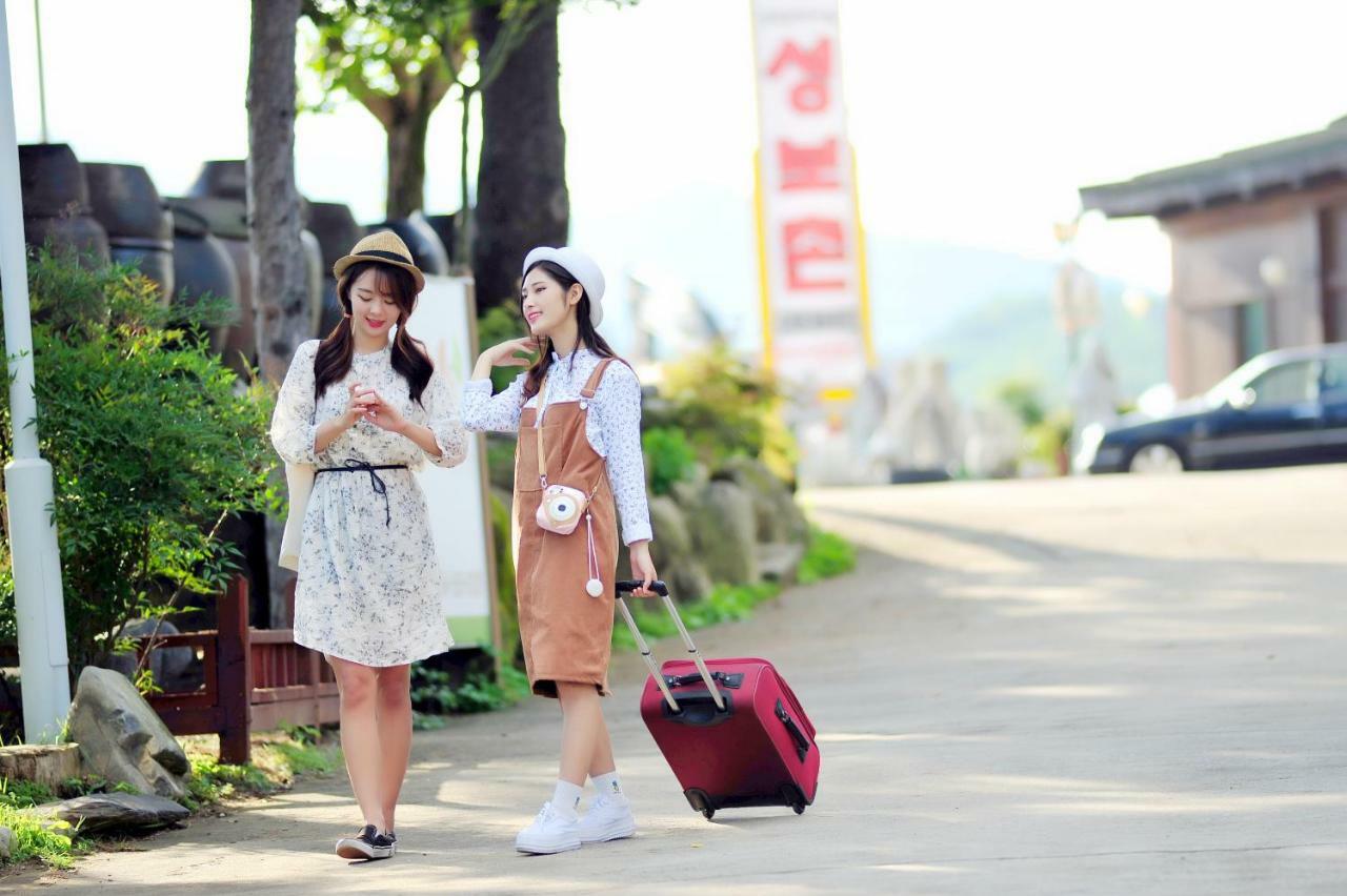 Sungbo Youth Hostel Mungyeong Exterior foto